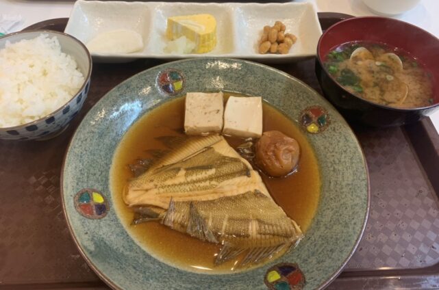 大幸亭煮魚定食の画像